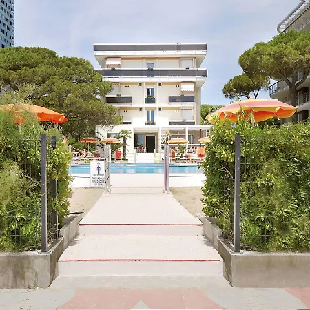 Hotel Bertha Fronte Mare 3*