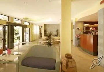 Bertha Fronte Mare Hotell 3*